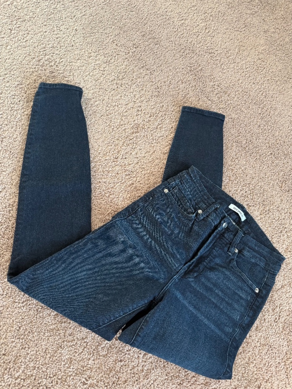Khloe Kardashians Good American Jeans